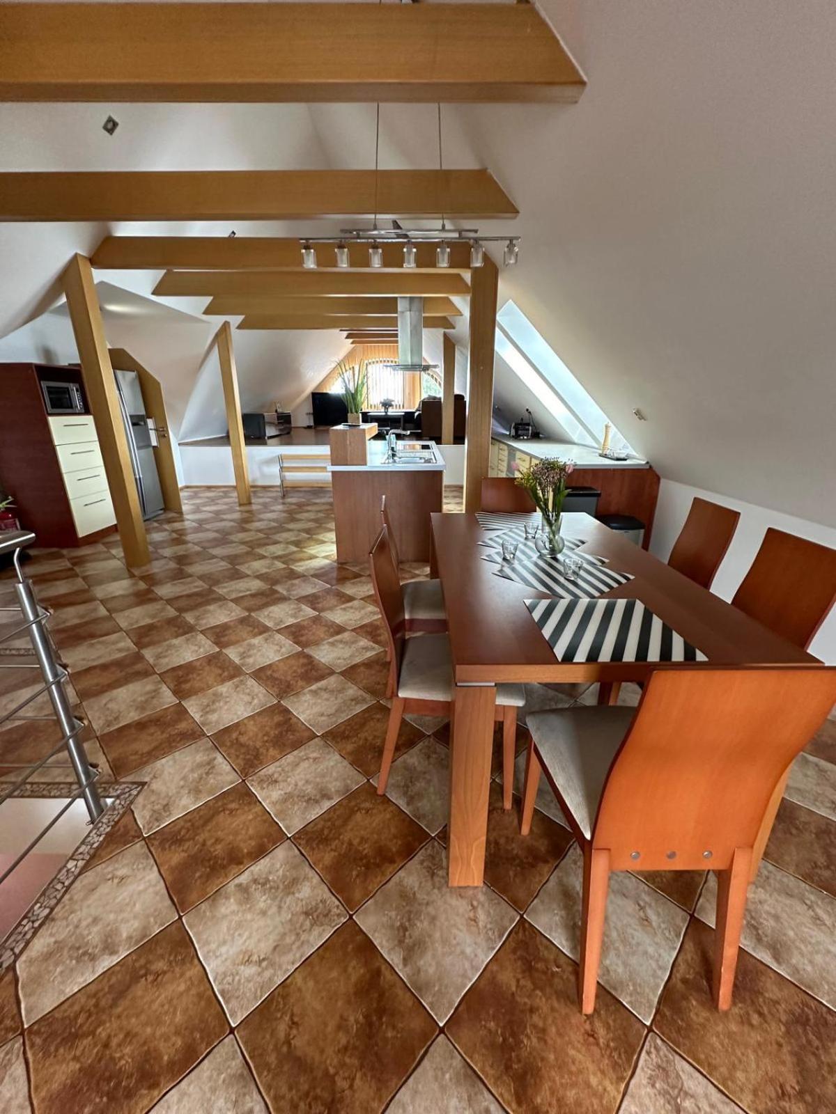 Apartman Lipa Mikulov Exterior photo